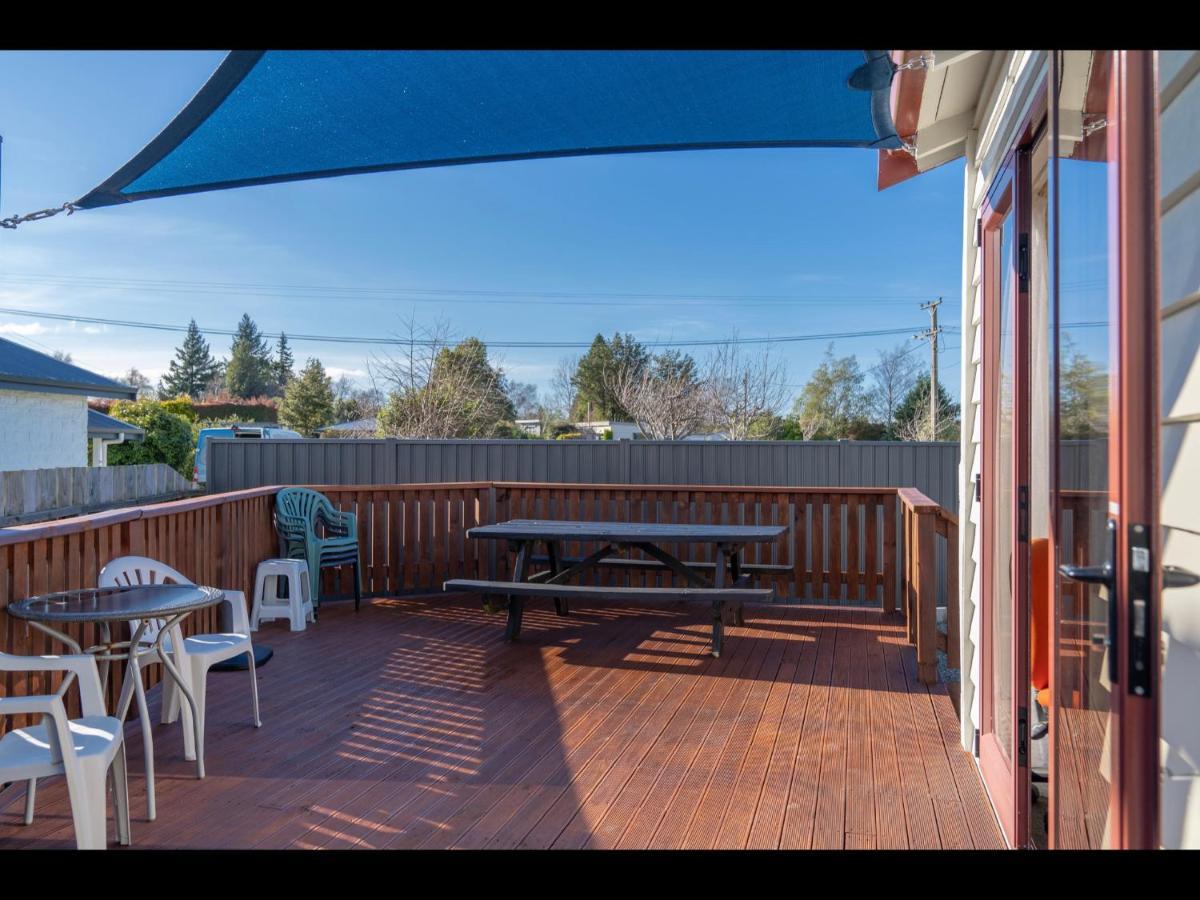 Te Anau Holiday Home - Free Wifi - Free Bikes & Kayaks - Short Walk To Lake & Town - Top Views Buitenkant foto